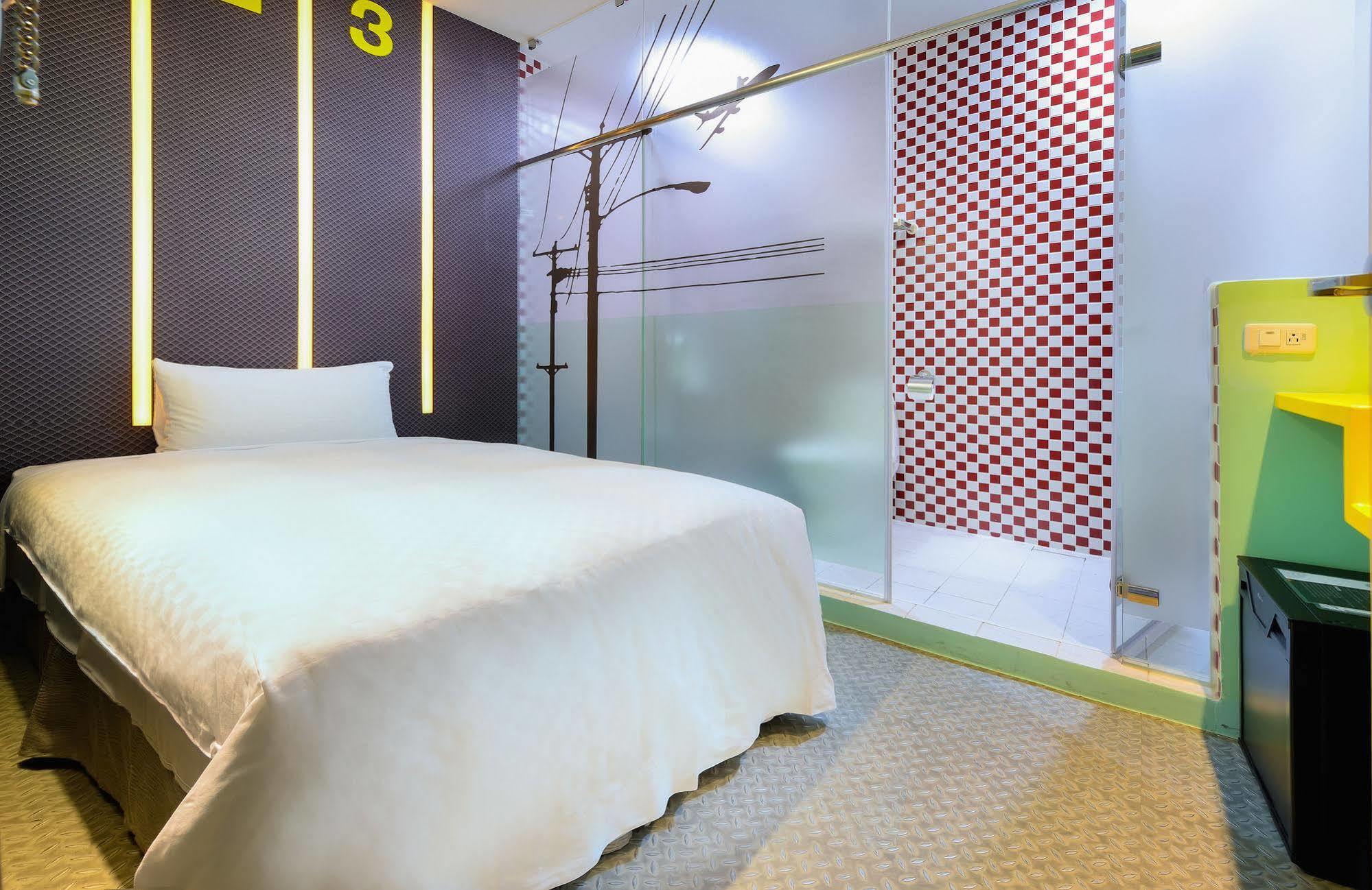Nl Concept Hotel Каосюн Екстериор снимка