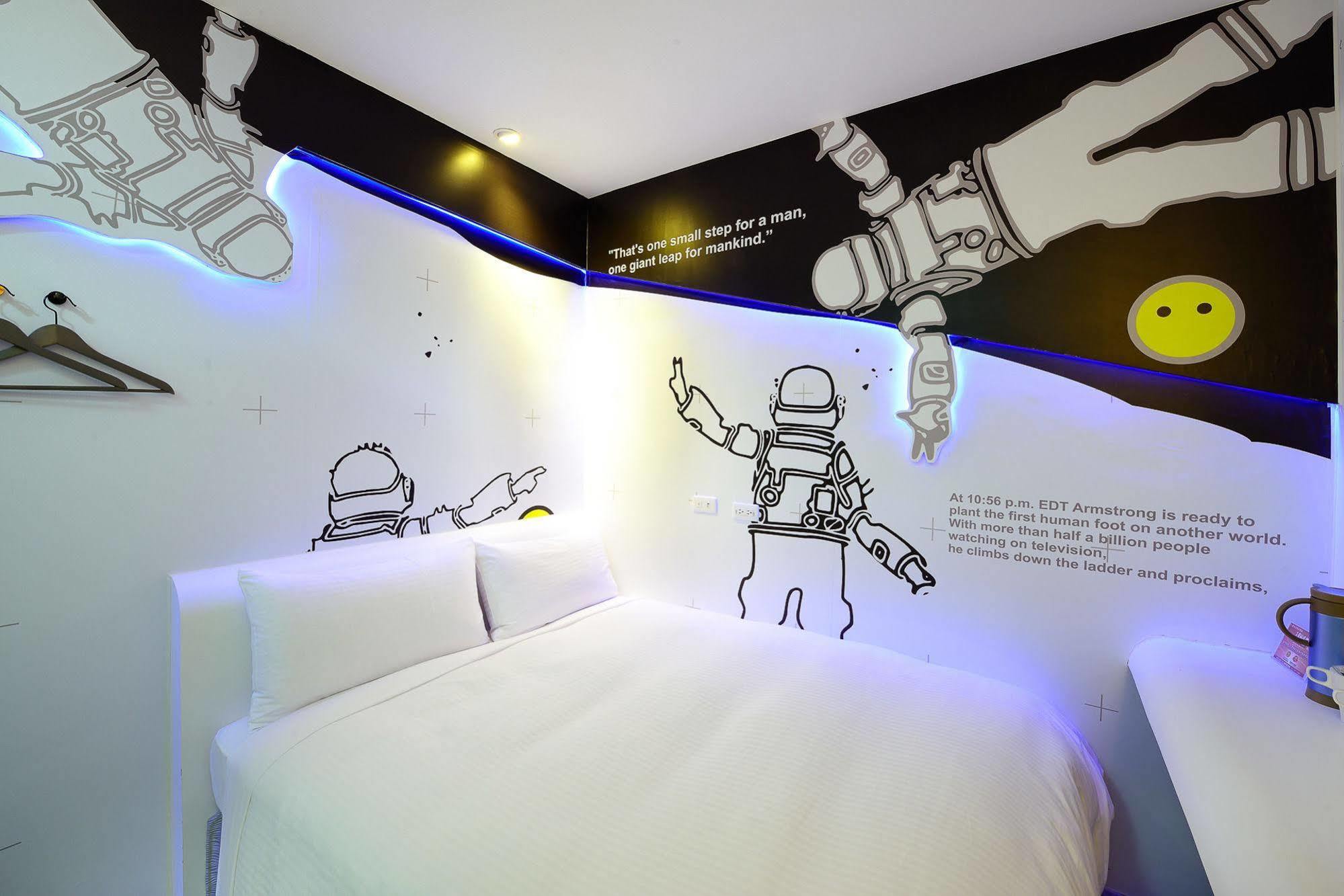 Nl Concept Hotel Каосюн Екстериор снимка